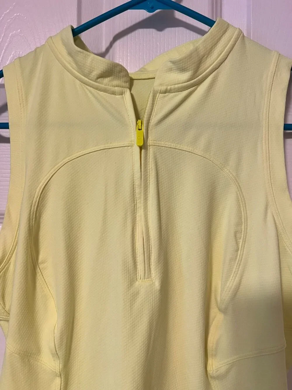 Lululemon Neon Yellow Sleeveless Quarter-Zip Quick-Dry Tank Top Size 6